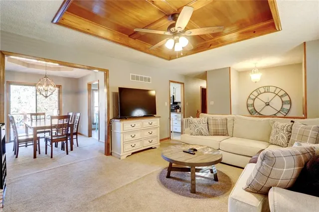 $287,500 | 1654 Southeast Boone Trail, Lee's Summit, MO 64063