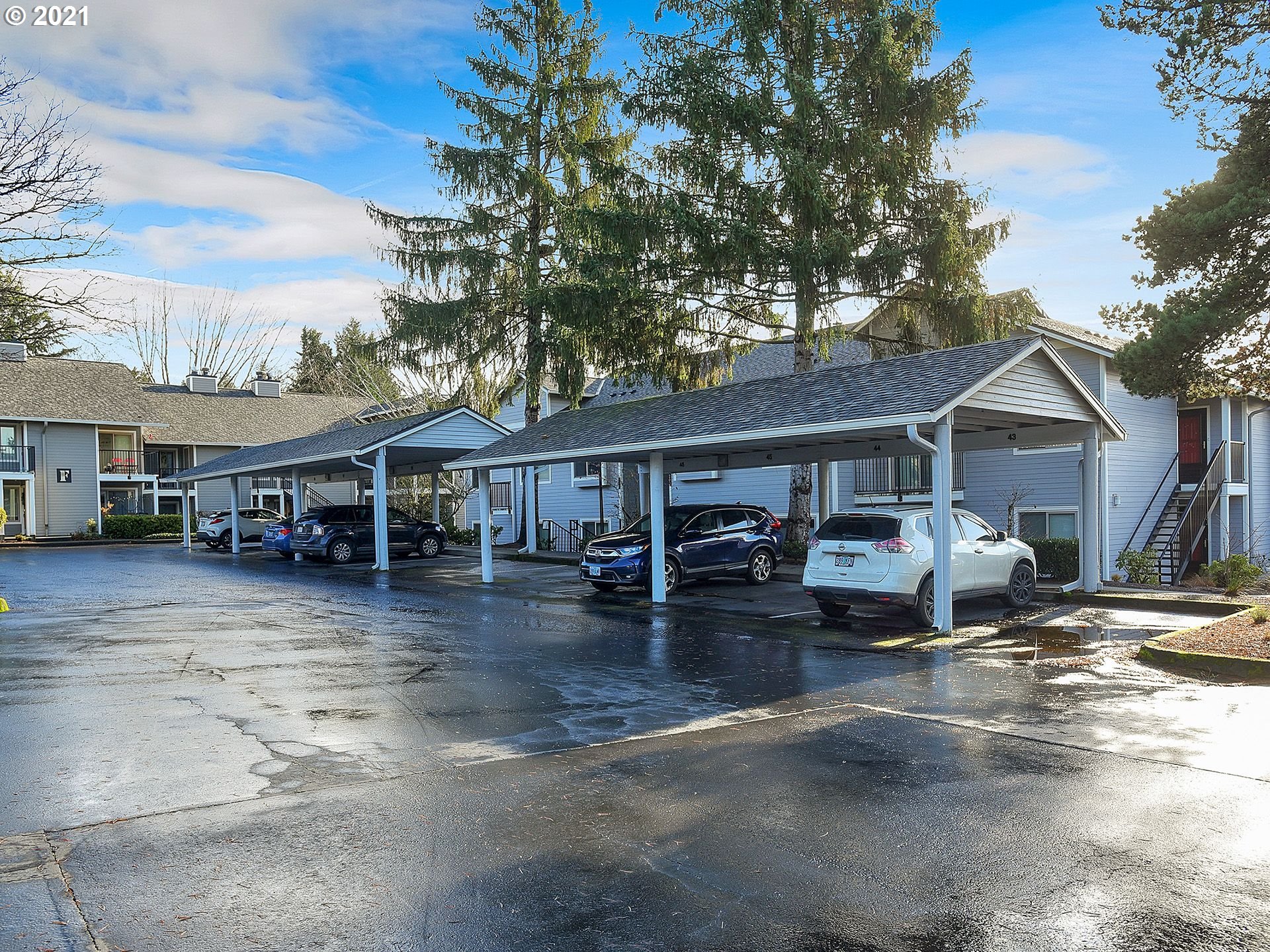 86 Kingsgate Road, Unit E203 Lake Oswego, OR 97035 - Photo 31 of 31 Gallery Image 31
