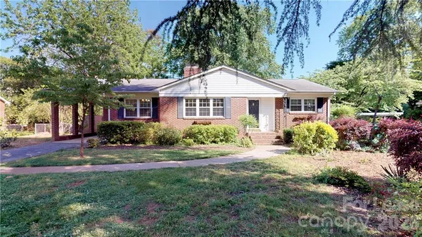 $2,100 | 1426 Bevis Drive, Charlotte, NC 28209