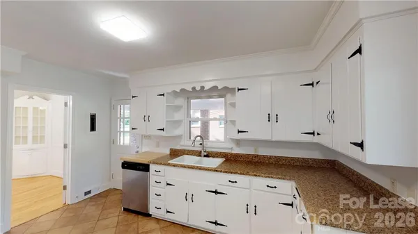 $2,100 | 1426 Bevis Drive, Charlotte, NC 28209