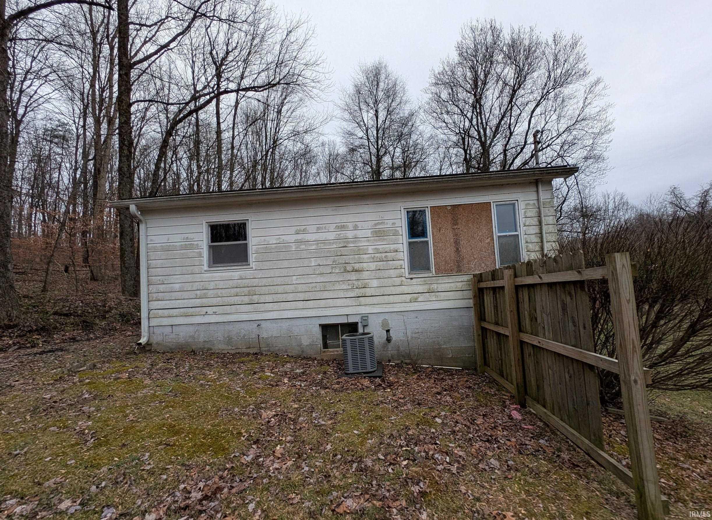 8196 Coal Hollow Road Shoals, IN 47581 - Photo 5 of 16 Gallery Image 5