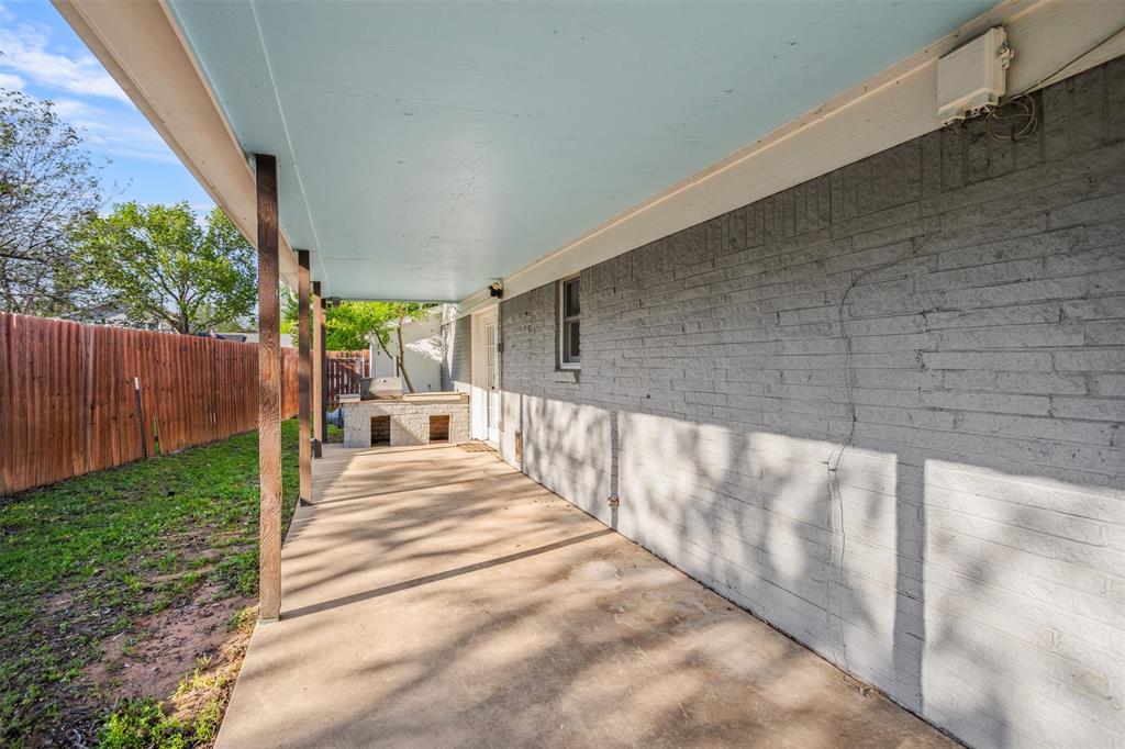 201 Olive Street Hurst, TX 76053 - Photo 32 of 37