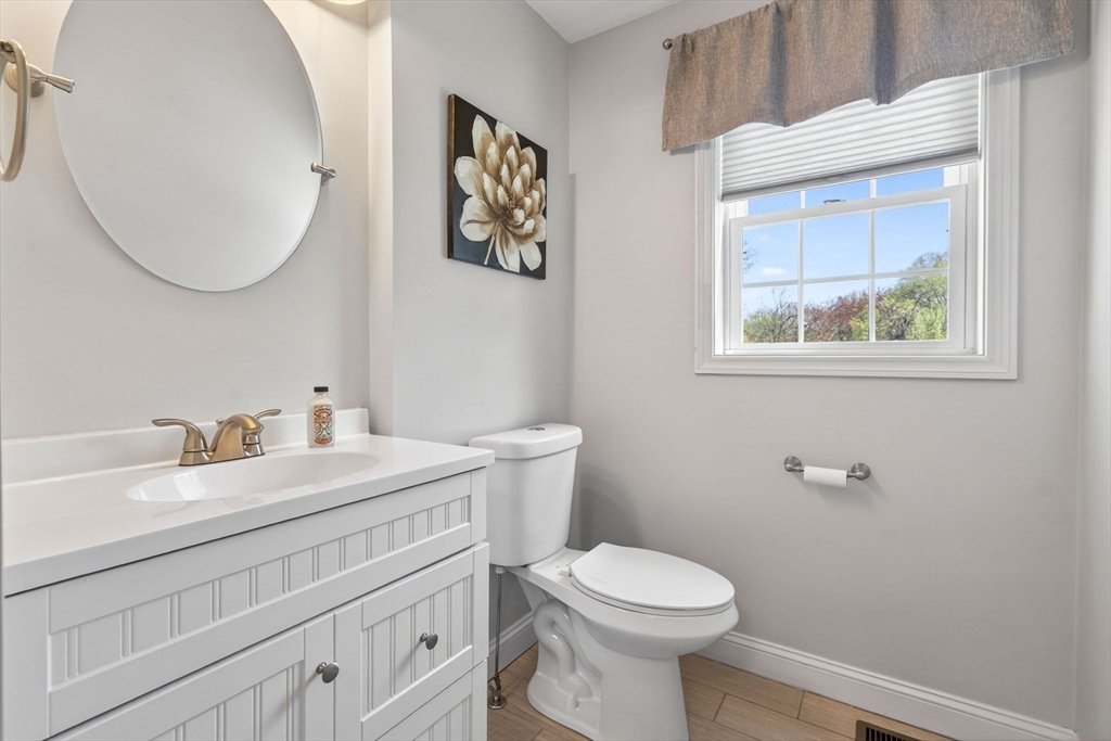 219 River Road Tewksbury, MA 01876 - Photo 12 of 32