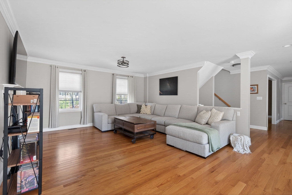 219 River Road Tewksbury, MA 01876 - Photo 9 of 32