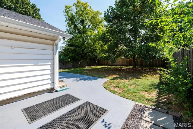 $369,900 | 8638 Rosalie Avenue, Brentwood, MO 63144