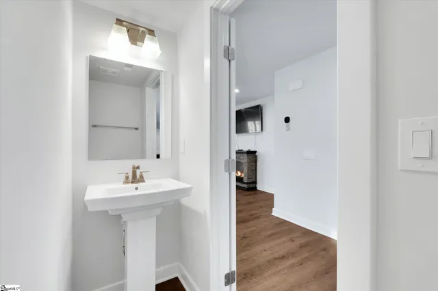 $275,000 | 246 Scenic Road, Anderson, SC 29621