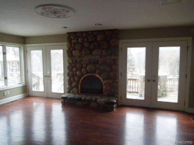 956 East Davison Lake Road Oxford, MI 48371 - Photo 3 of 25 ouiyh 189.jpg