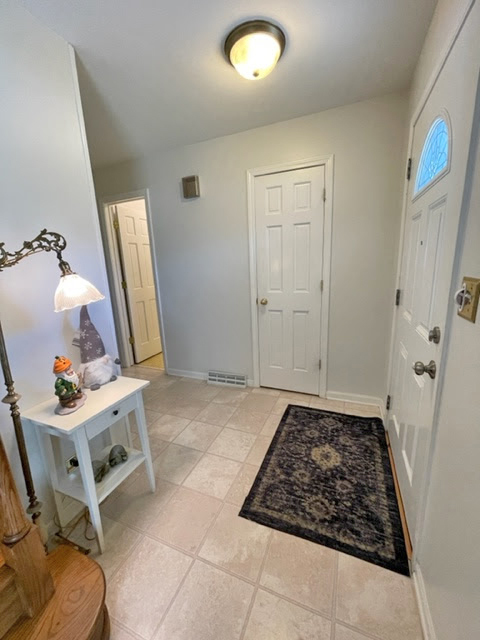1709 Kay Road Wheaton, IL 60187 - Photo 5 of 37 a view of utility room