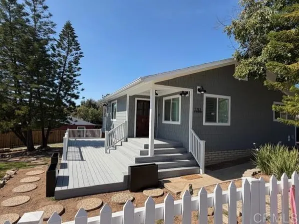 a view of outdoor space yard and patio