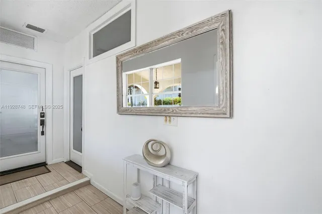 $2,150 | 521 Northeast 70th Street, Unit 2, Miami, FL 33138