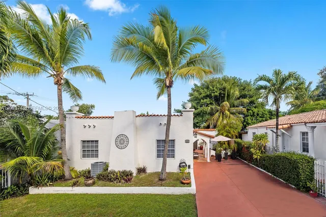 $2,150 | 521 Northeast 70th Street, Unit 2, Miami, FL 33138