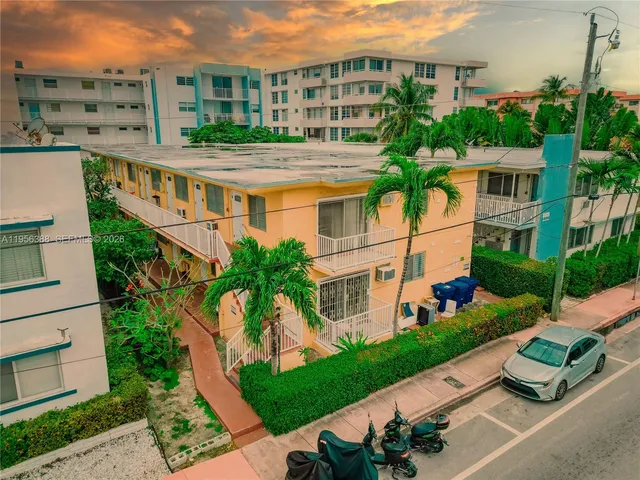 $180,000 | 7720 Harding Avenue, Unit 8, Miami Beach, FL 33141