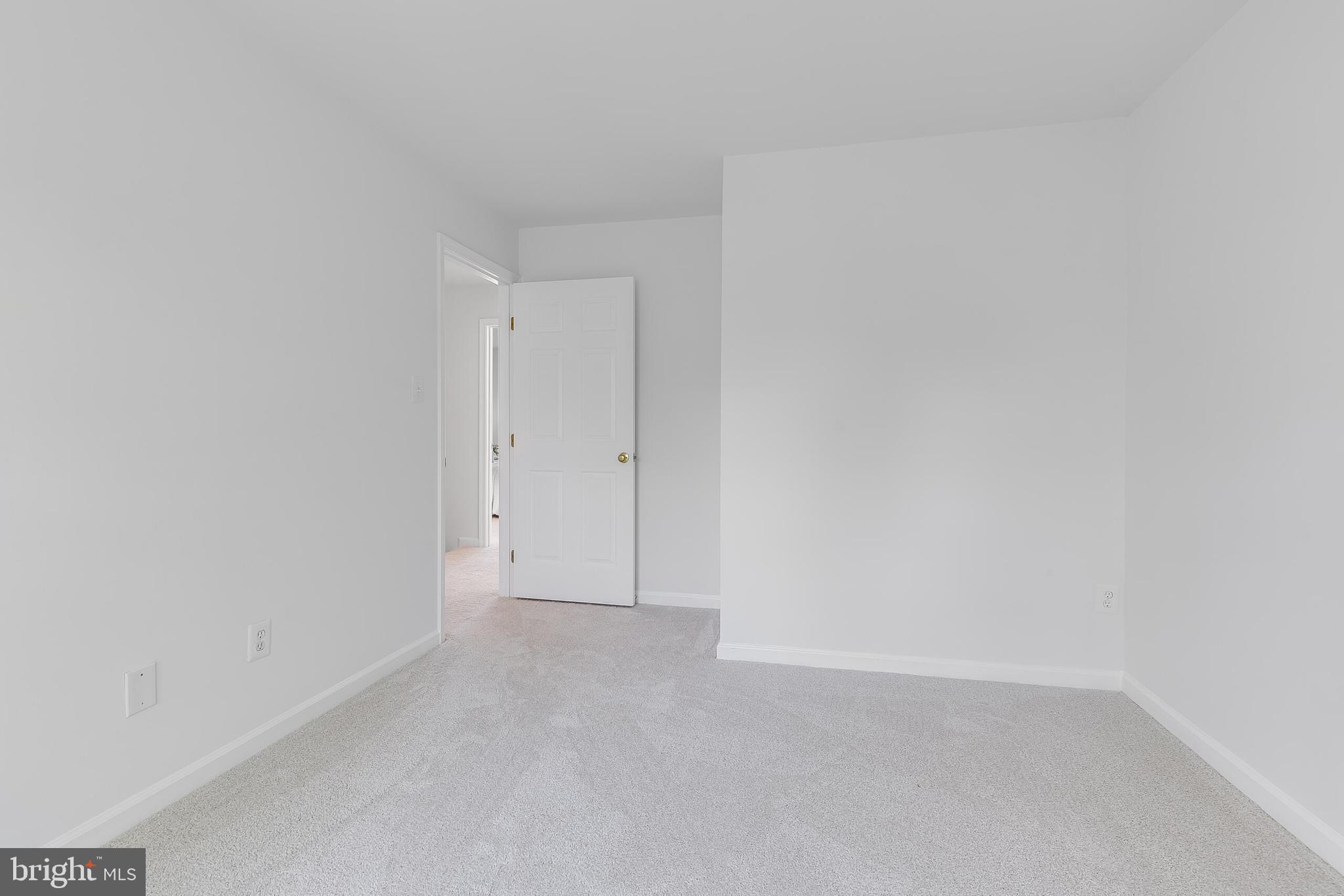 46716 Cavendish Square Sterling, VA 20165 - Photo 25 of 42 a view of an empty room