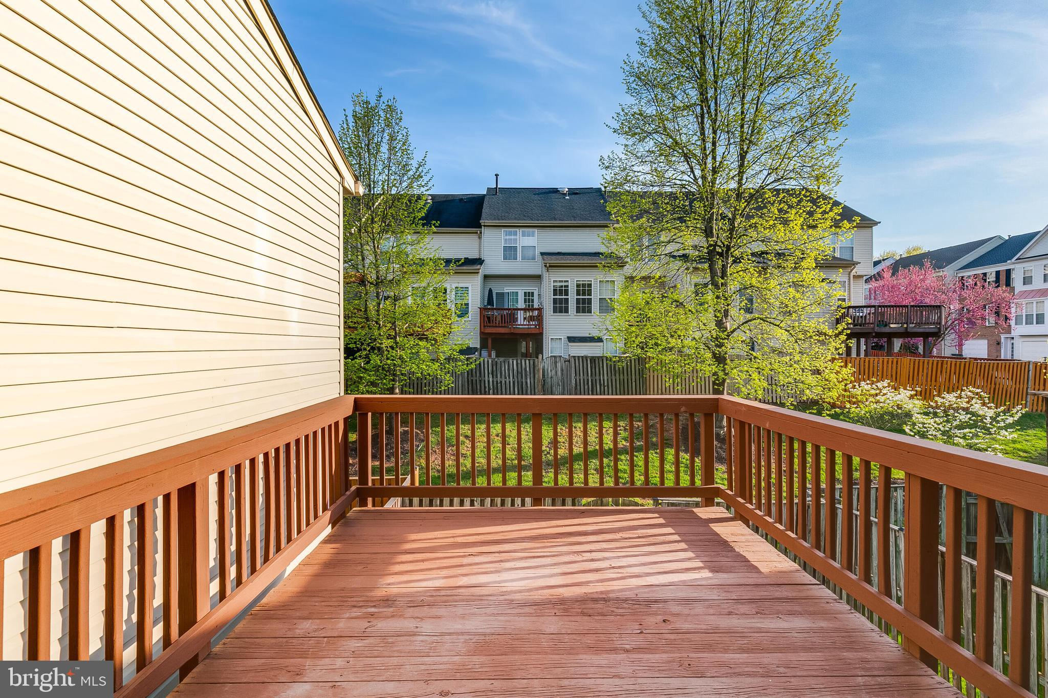 46716 Cavendish Square Sterling, VA 20165 - Photo 33 of 42 a view of a city from a balcony