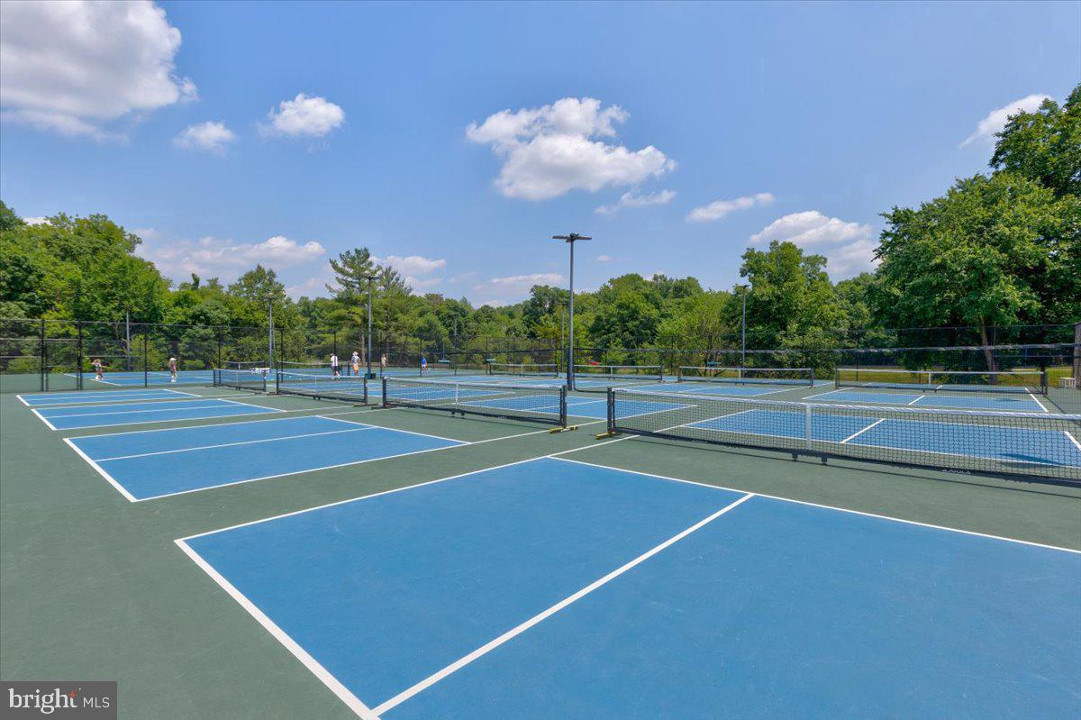 46716 Cavendish Square Sterling, VA 20165 - Photo 41 of 42 a view of a tennis court