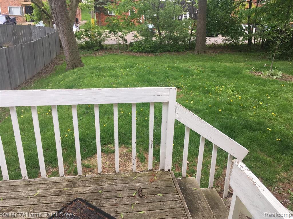 322 Terry Avenue Rochester, MI 48307 - Photo 6 of 21