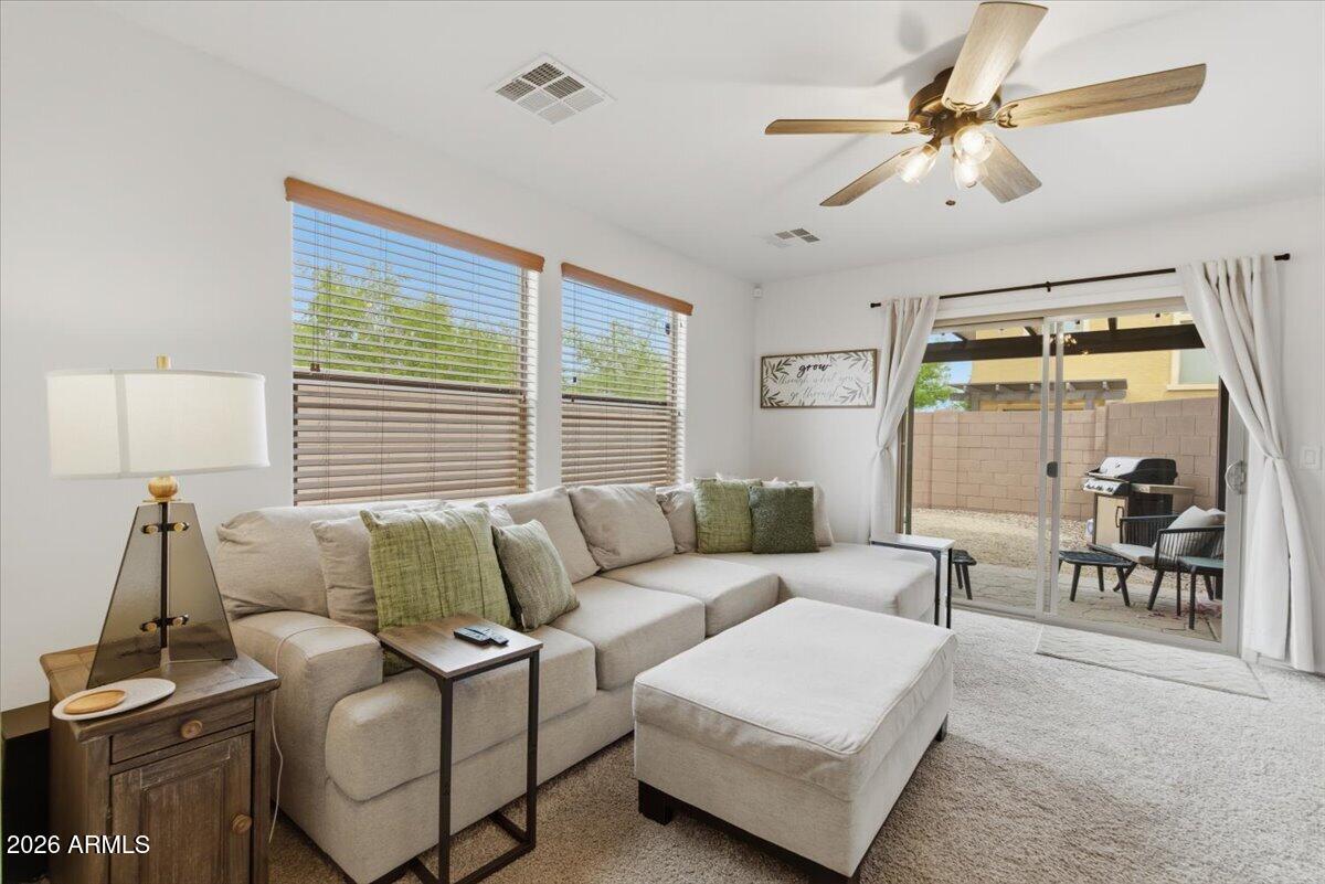 3342 East Milky Way Gilbert, AZ 85295 - Photo 14 of 42 15-15