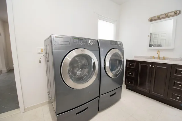 $299,000 | 43 Maple Street, Dexter, ME 04930