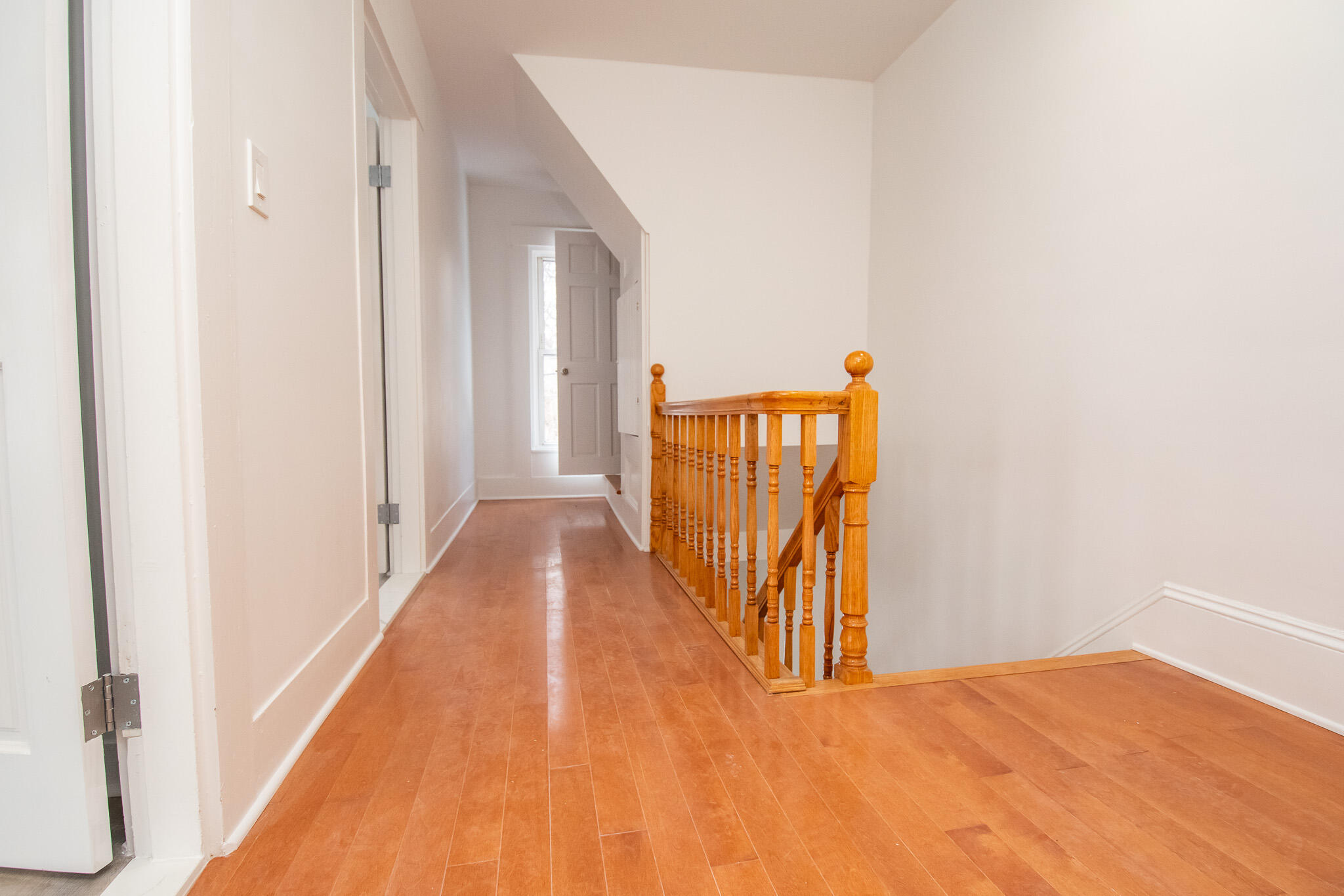 43 Maple Street Dexter, ME 04930 - Photo 29 of 63 2nd floor hallway