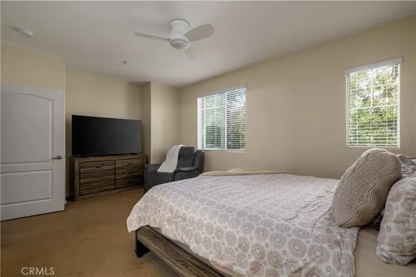 $425,000 | 30505 Canyon Hills Road, Unit 203, Lake Elsinore, CA 92532