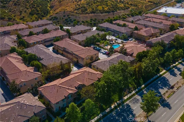 $425,000 | 30505 Canyon Hills Road, Unit 203, Lake Elsinore, CA 92532
