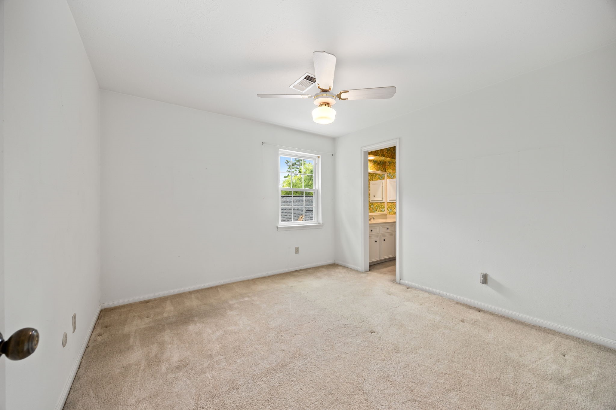 6623 Ampton Drive Spring, TX 77379 - Photo 29 of 45 Bedroom three has a jack and jill bathroom.