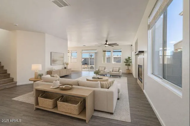 $2,150 | 1209 East Frances Lane, Gilbert, AZ 85295