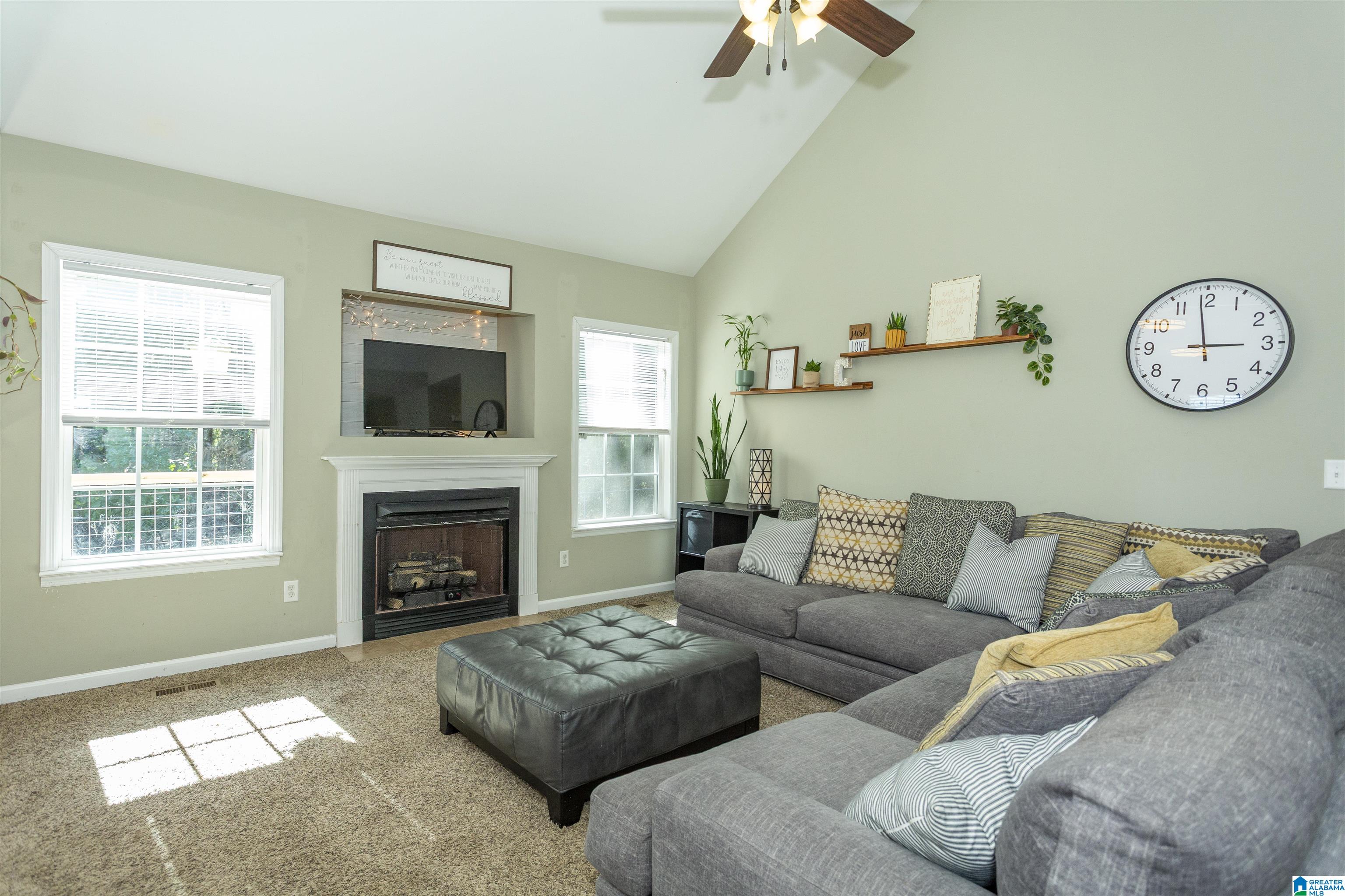 22 Megan Road Hayden, AL 35079 - Photo 5 of 31