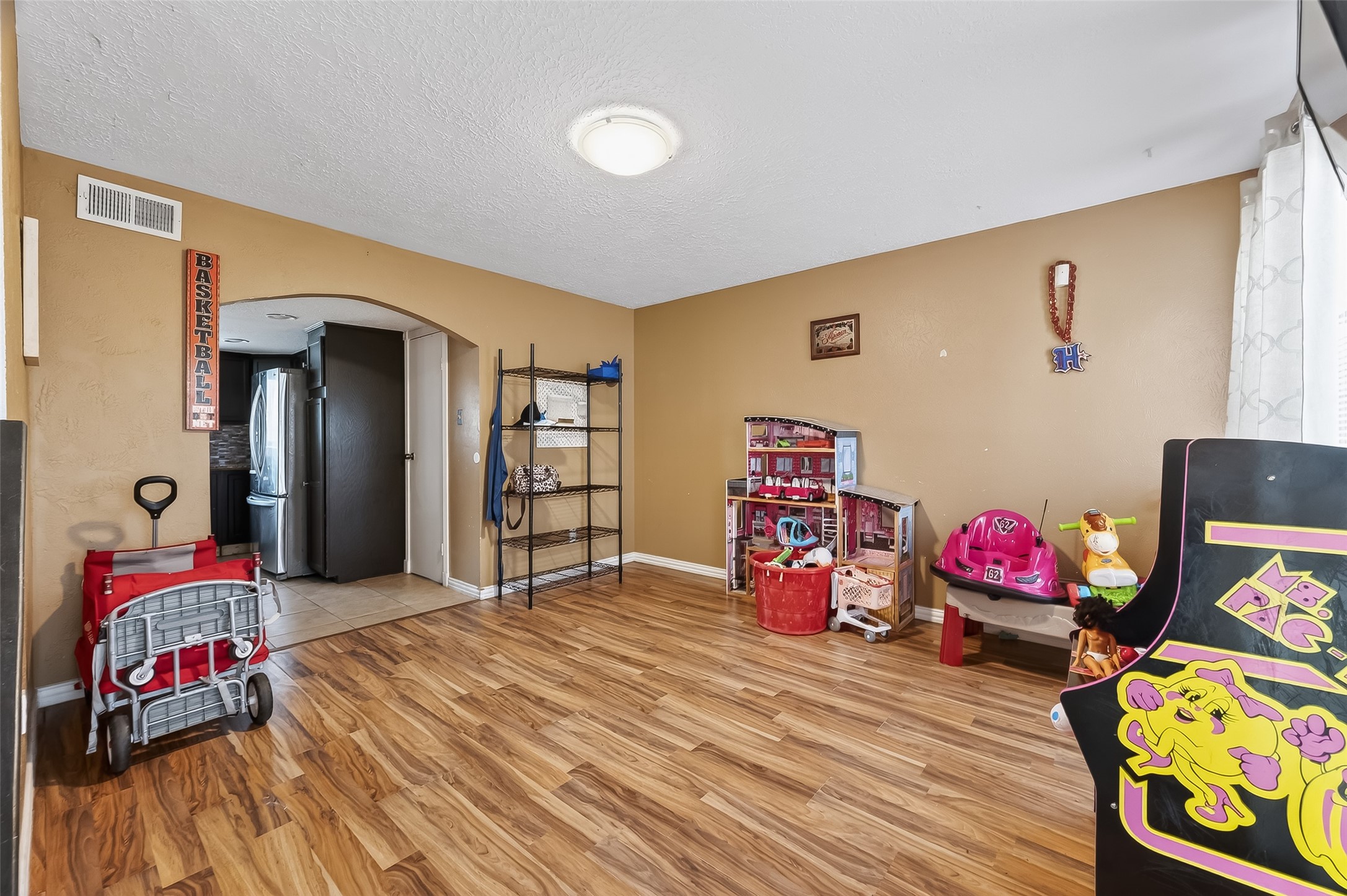 16006 El Toro Court Webster, TX 77598 - Photo 10 of 19