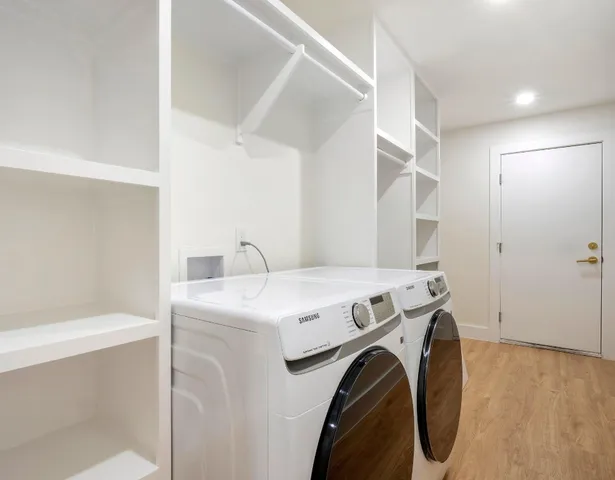 $575,000 | 7010 Meadow Run, Austin, TX 78745