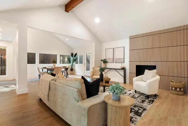 $575,000 | 7010 Meadow Run, Austin, TX 78745