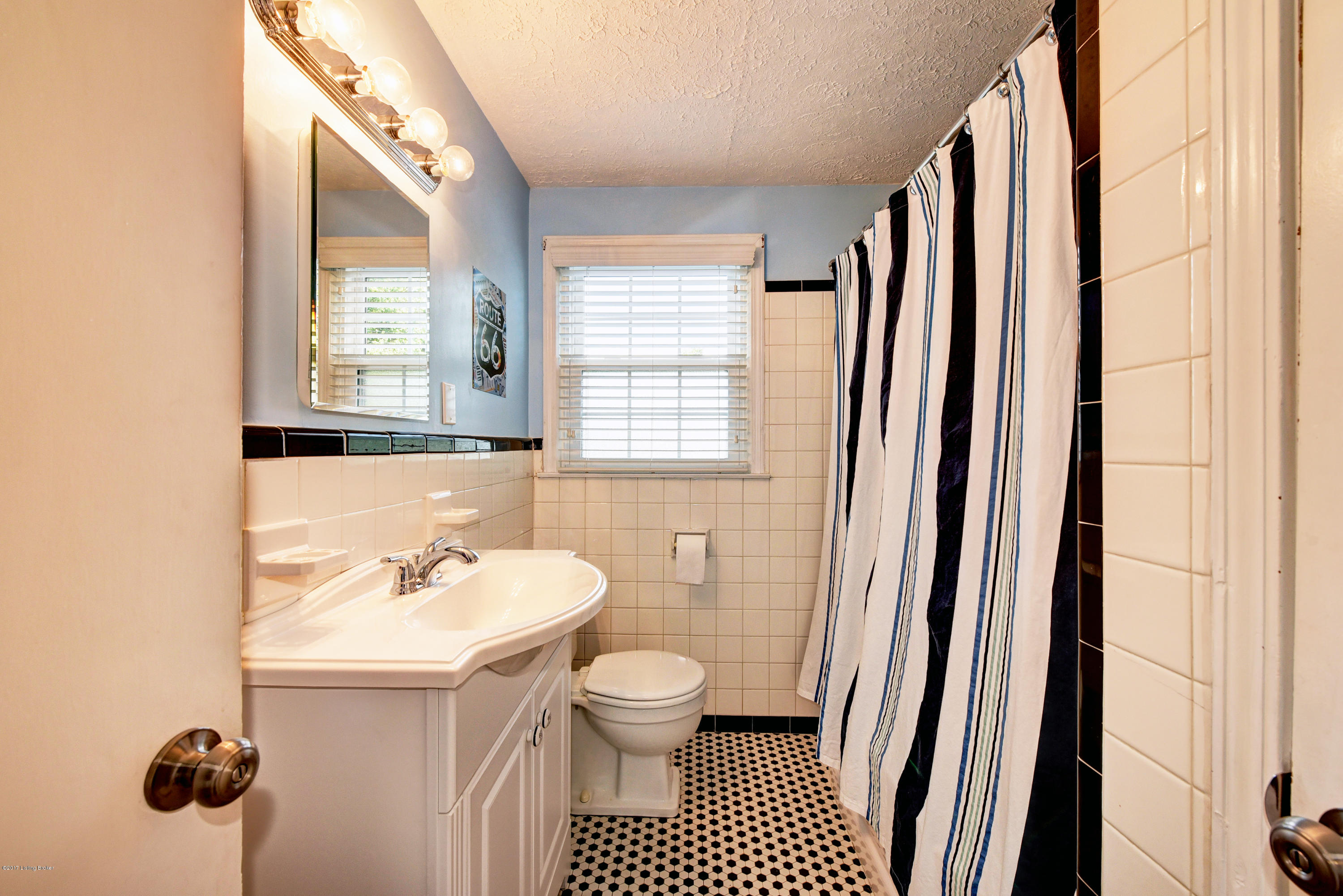3906 Pembroke Road Louisville, KY 40220 - Photo 31 of 37 _ZEN5701_2_3_4_5_6