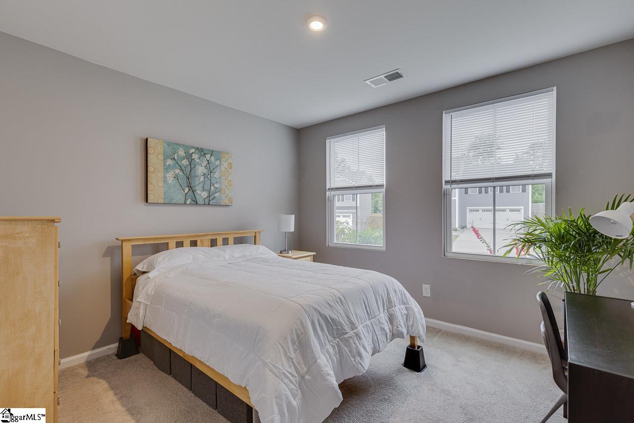 127 Ralston Road Greer, SC 29651 - Photo 6 of 19