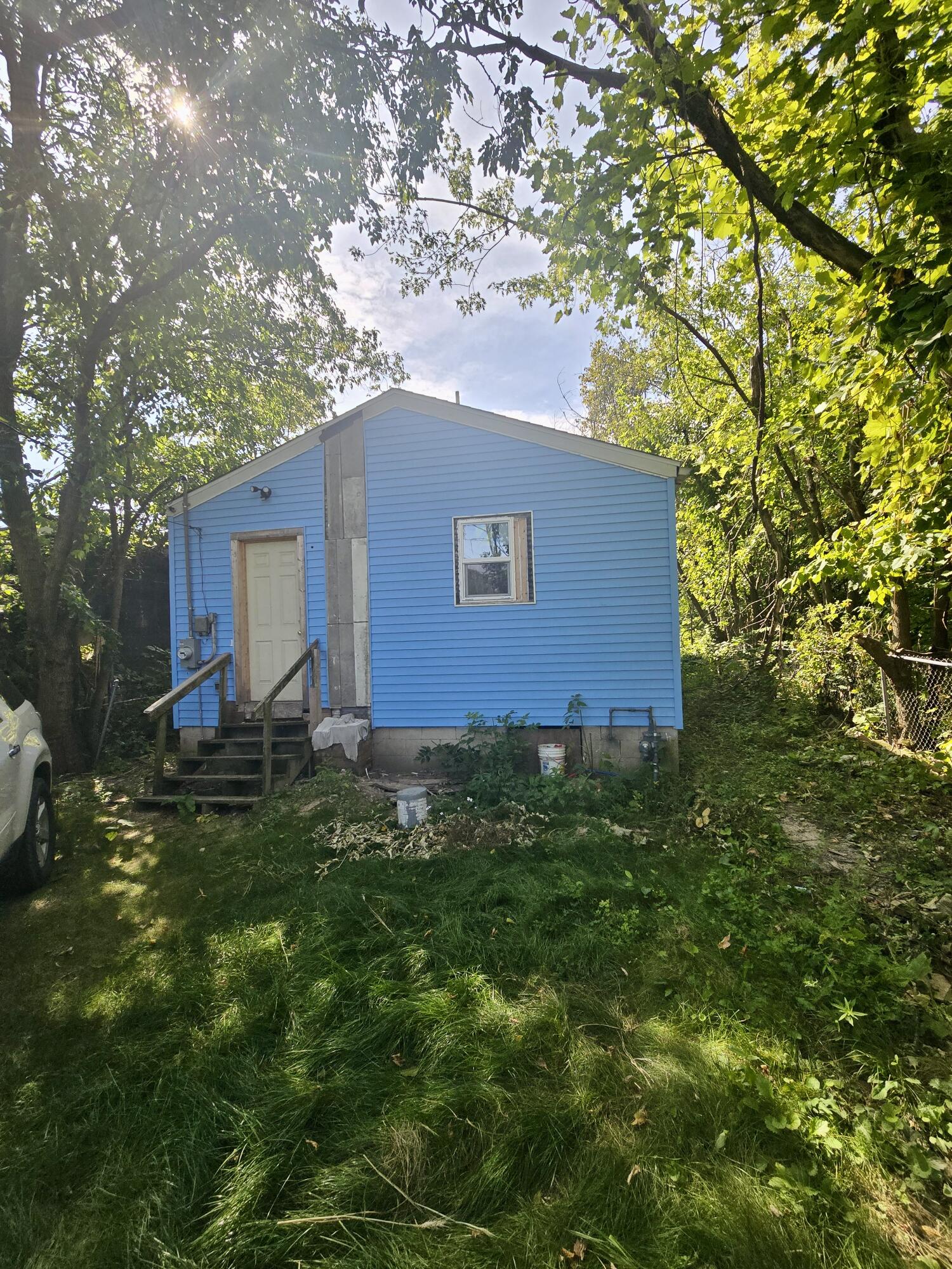 4613 Maryland Street Gary, IN 46409 - Photo 22 of 24 a house view with a garden space