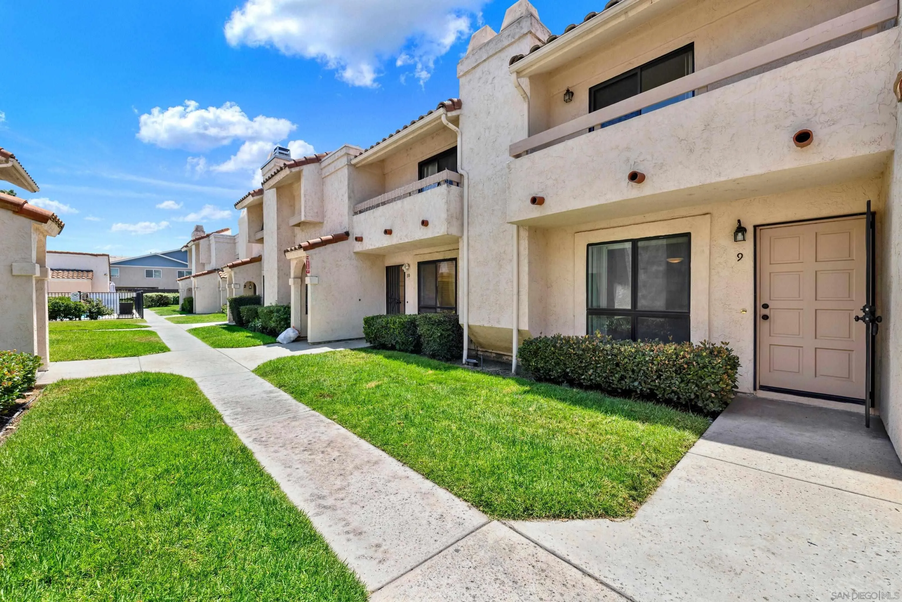 12553 Mapleview Street, Unit 9 Lakeside, CA 92040 - Photo 2 of 39