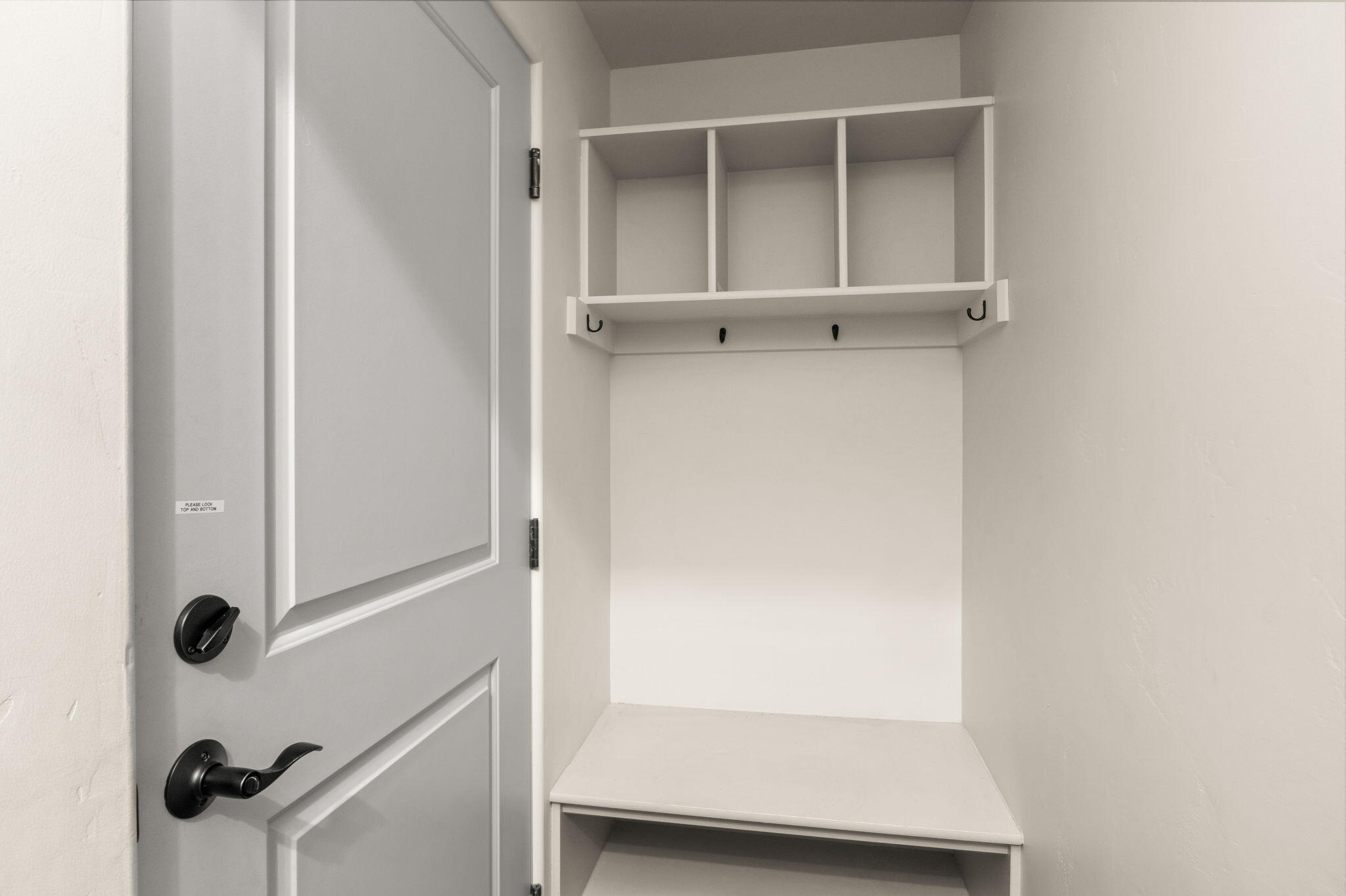 917 Heartland Way Hailey, ID 83333 - Photo 18 of 28 Drop Off area by Garage