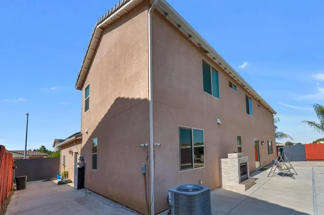 $650,000 | 2302 North Jason Avenue, Fresno, CA 93737