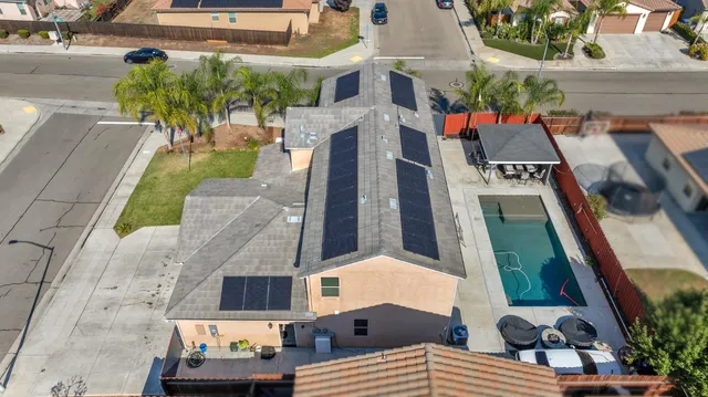 $650,000 | 2302 North Jason Avenue, Fresno, CA 93737