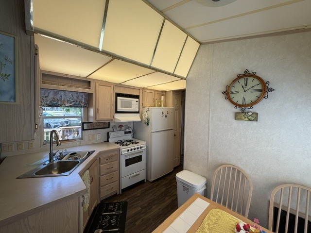 2795 East 28th Road Marseilles, IL 61341 - Photo 9 of 68
