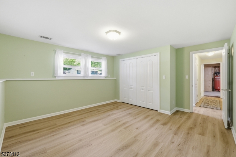 14 Hayward Street Bridgewater, NJ 08805 - Photo 21 of 28