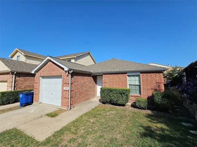 $2,175 | 17406 Energy Lane, Dallas, TX 75252