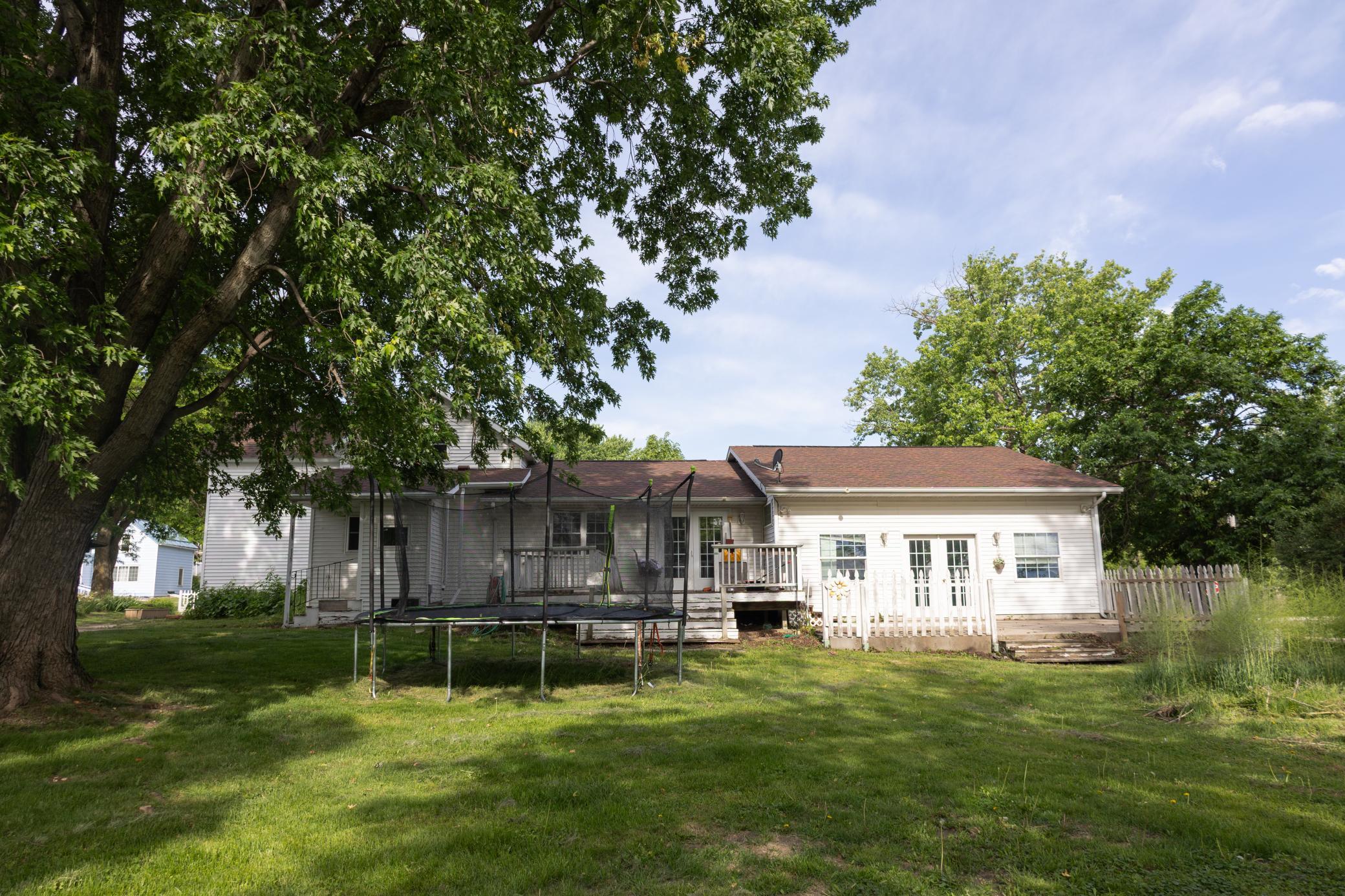 104 Indiana Avenue Adrian, MN 56110 - Photo 8 of 48