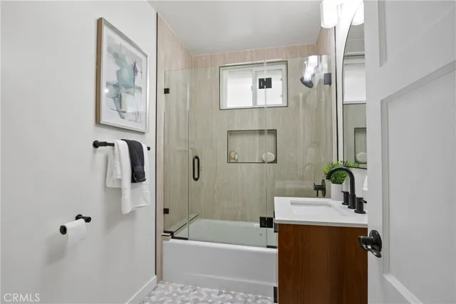 $1,225,000 | 2400 Quincy Avenue, Long Beach, CA 90815