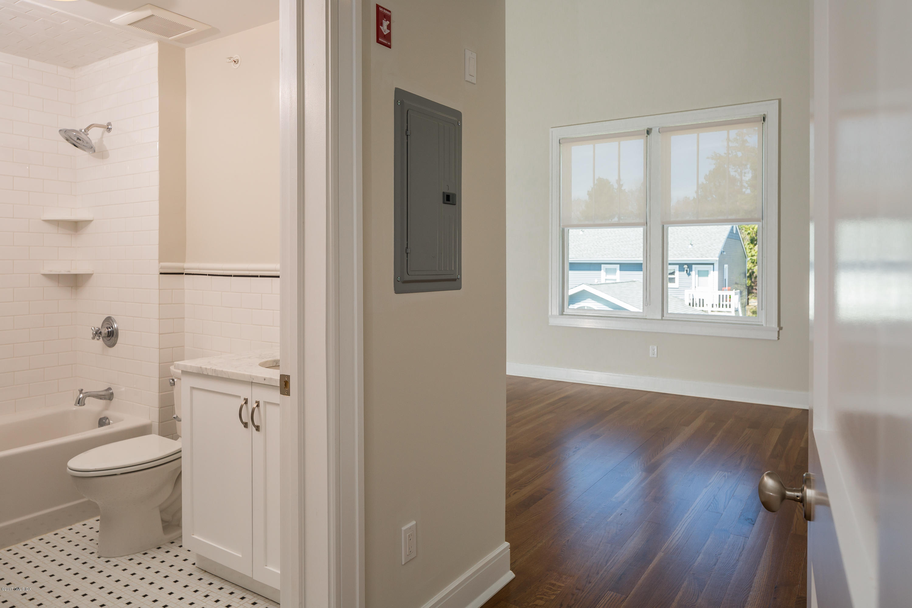 1191 East Putnam Avenue, Unit 3 Riverside, CT 06878 - Photo 7 of 12 Bedroom 2