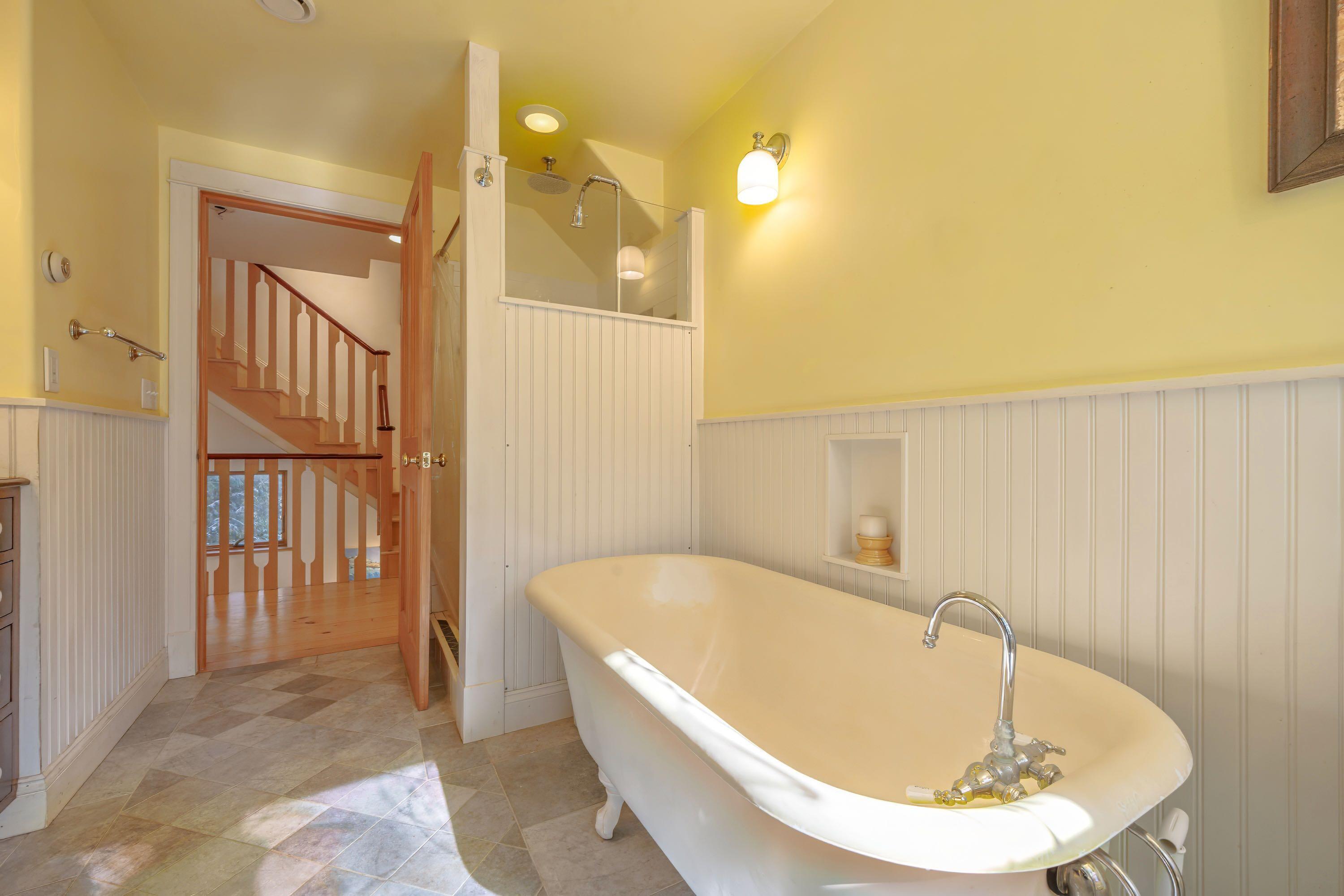 67 Rob Road Brooklin, ME 04616 - Photo 27 of 51 MLSphotos - 31