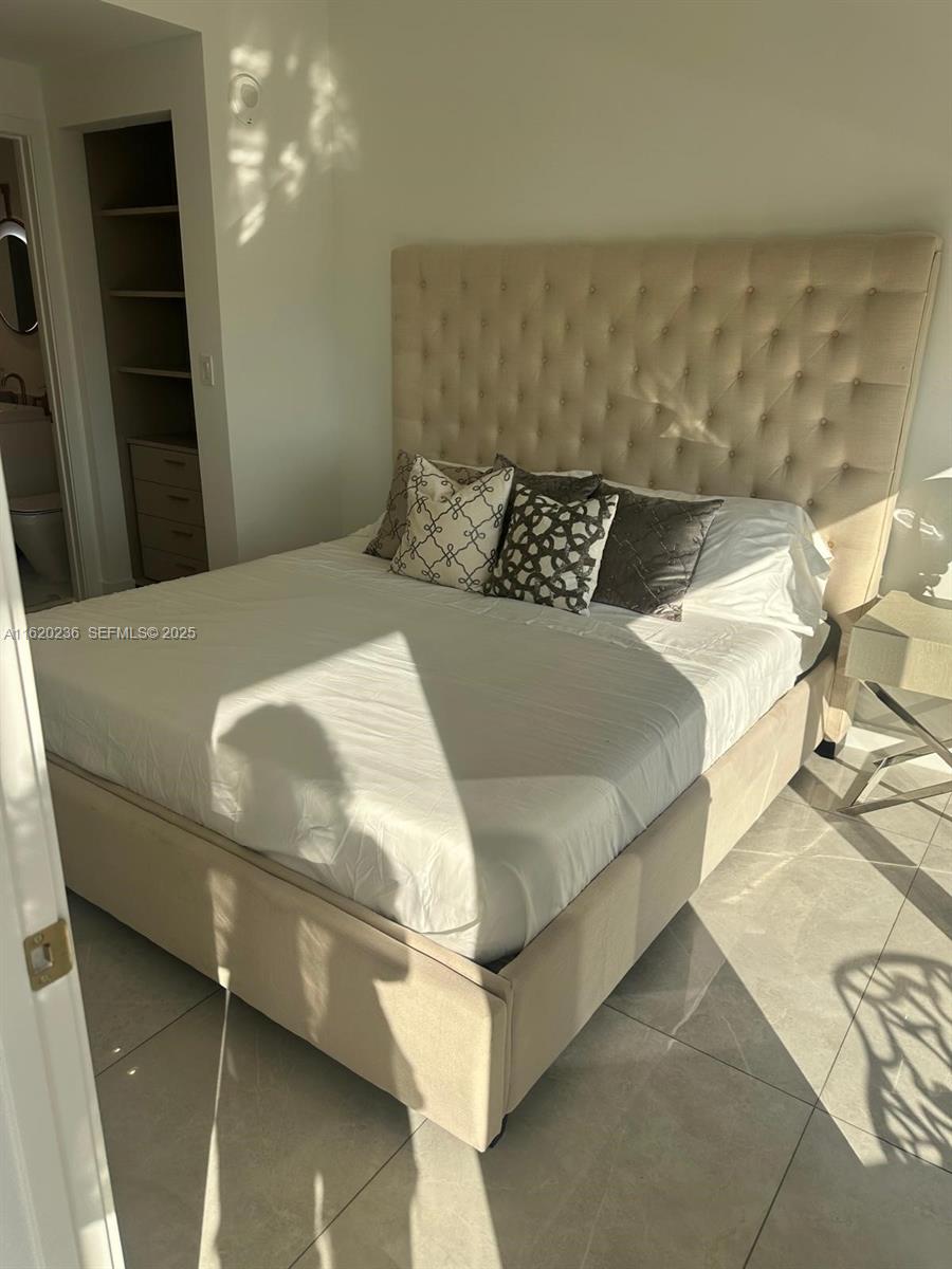 2678 Tigertail Avenue, Unit 515 Miami, FL 33133 - Photo 14 of 43