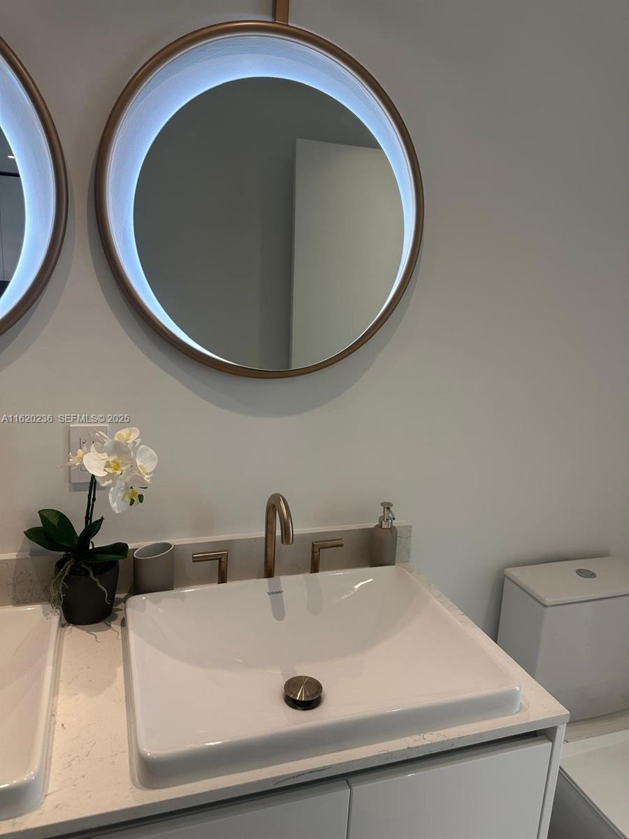 2678 Tigertail Avenue, Unit 515 Miami, FL 33133 - Photo 21 of 43