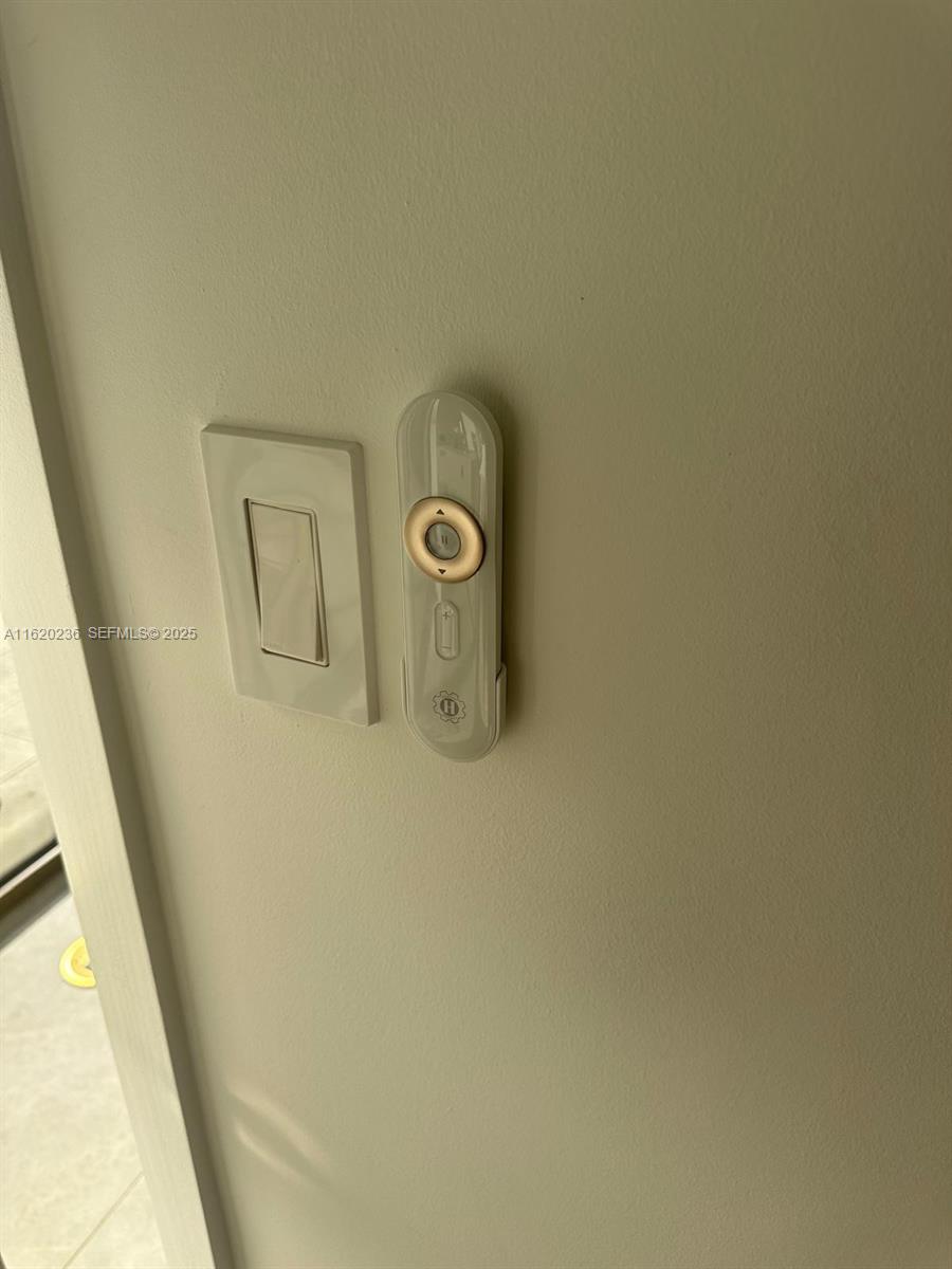 2678 Tigertail Avenue, Unit 515 Miami, FL 33133 - Photo 23 of 43