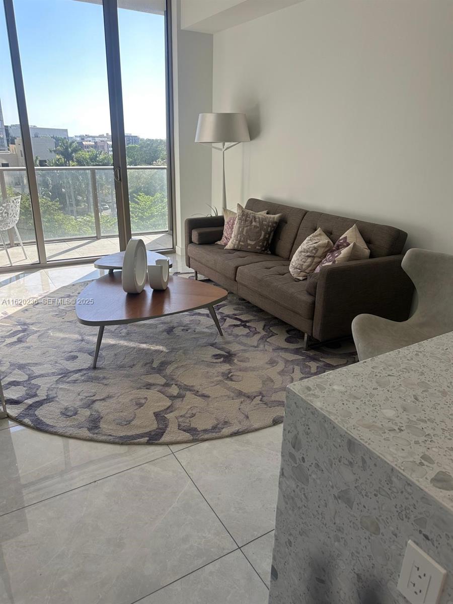 2678 Tigertail Avenue, Unit 515 Miami, FL 33133 - Photo 7 of 43