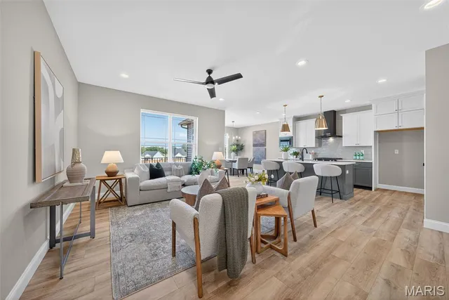 $461,735 | 41 Pheasant Ring Dr Street, St. Peters, MO 63376